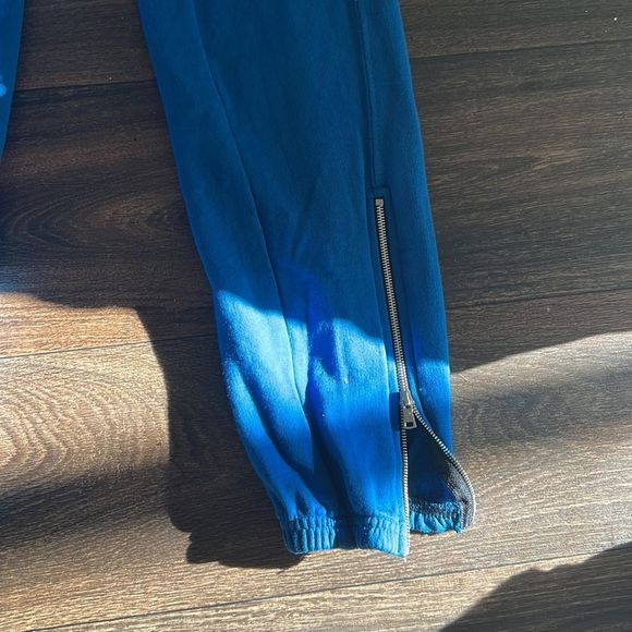 Cotton Citizen Blue Sweats - Picture 2 of 4